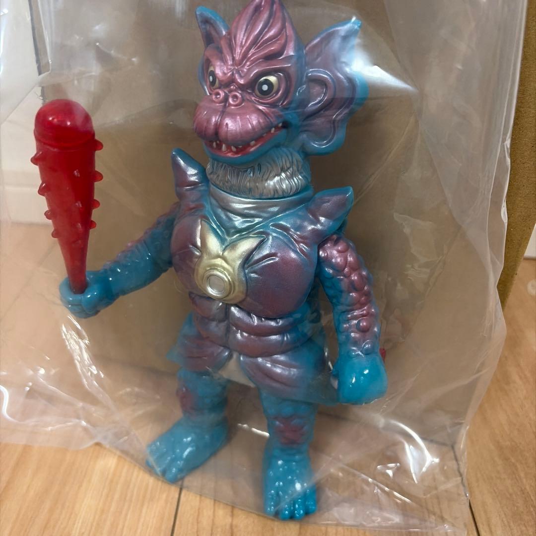 MAT(MONSTER ART TOY)シリーズ ドロボン(赤外線カンテラVer