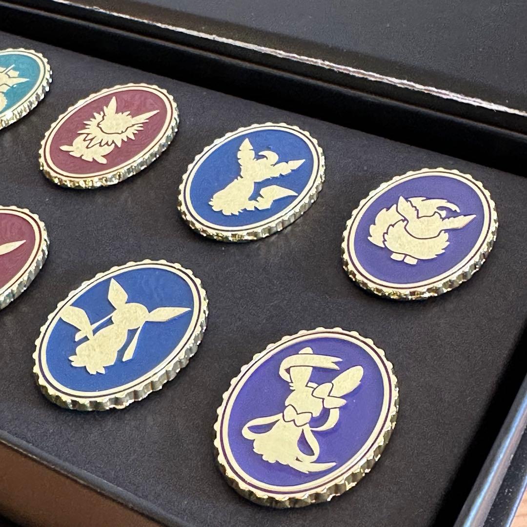 ポケモン ロンドン自然史博物館　イーブイ　ピンバッジ　セット