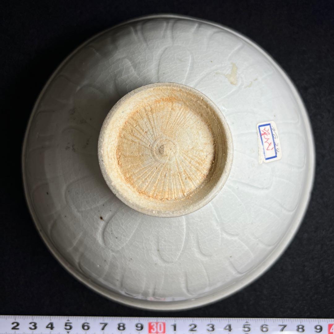 中国宋時代　青白磁陰刻鉢　口径約16.5㎝　東Y8-0402☆2Fトヒオオ