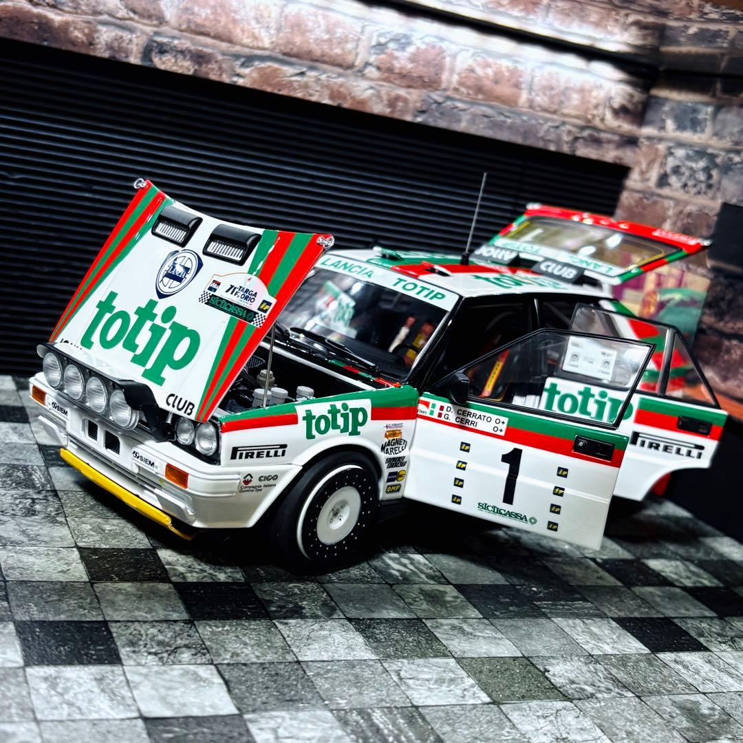 1/18 京商 ランチア デルタ HF 4WD Team totip 1987