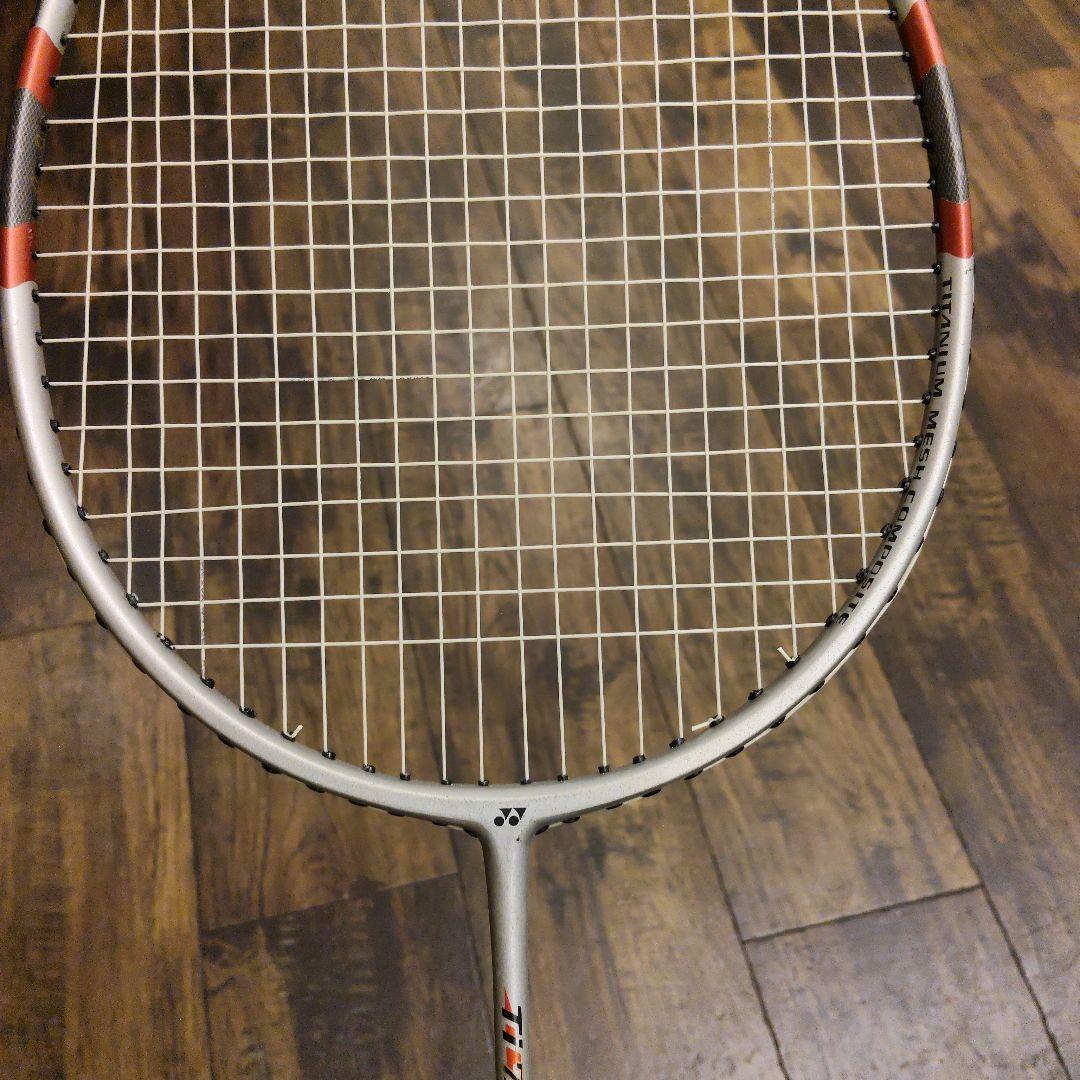 専用YONEX Ti7 チタン7 バドミントンラケット