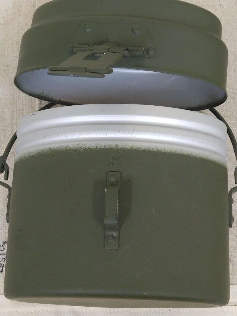 USED スウェーデン軍アルミ製飯盒 C