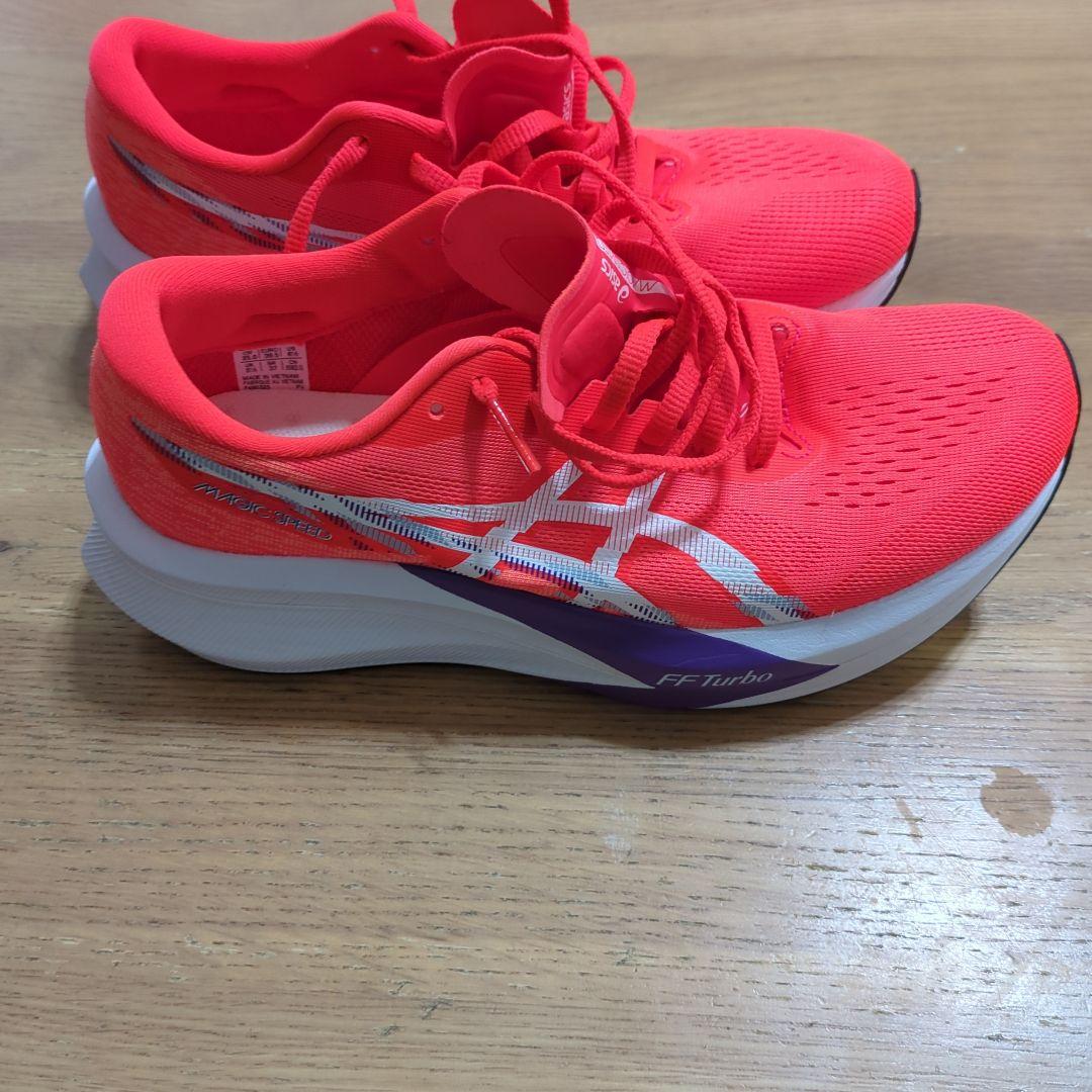 ASICS ランニングシューズ MAGIC SPEED 4　25cm