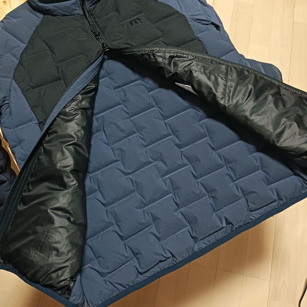 TravisMathew ダウンジャケット 軽量 撥水 M ネイビー×ブラック