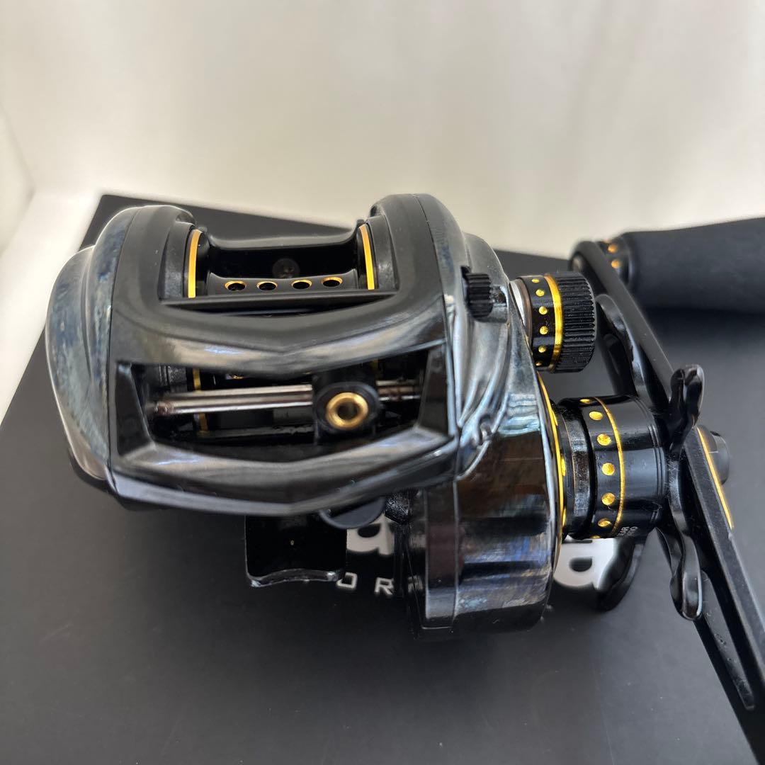 アブガルシア　Revo BLACK9 ブラック9 左ハンドル