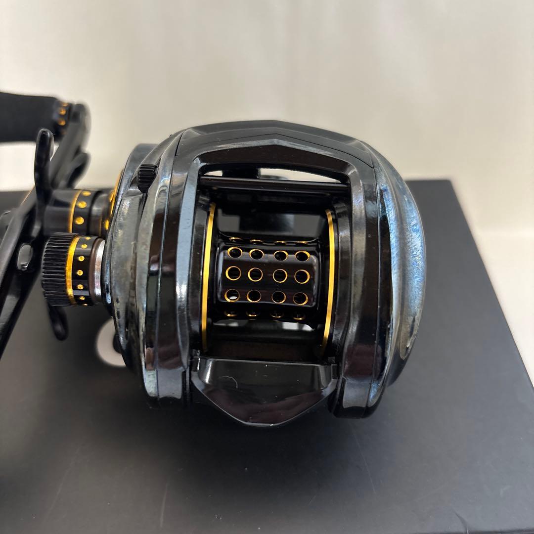 アブガルシア　Revo BLACK9 ブラック9 左ハンドル