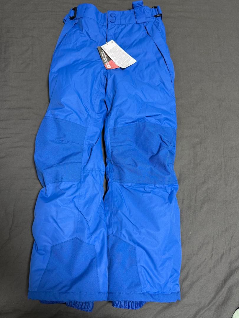 新品タグ付 Mountain Warehouseスキーウェア キッズ 140相当