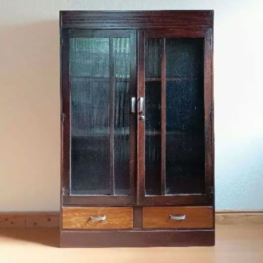 キャビネットガラス扉付き 古家具 木製収納棚 引き出し2杯 昭和期 ビンテージ