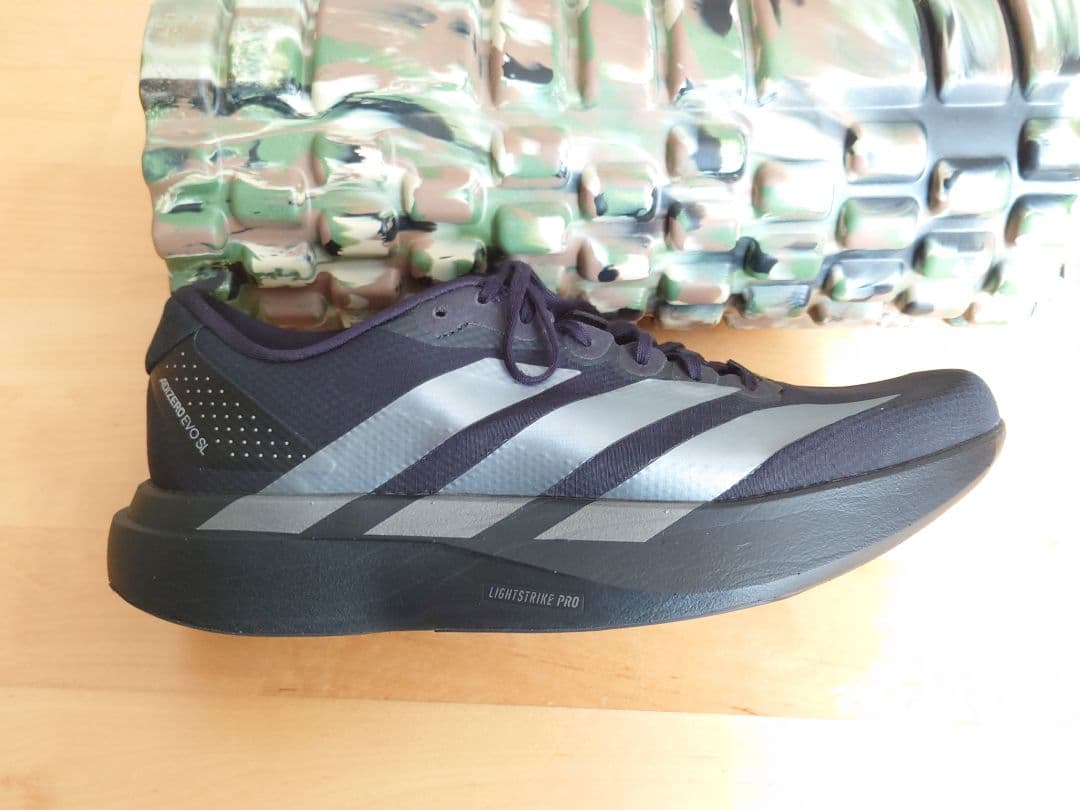 adidas　ADIZERO evo sl woven 27.5cm