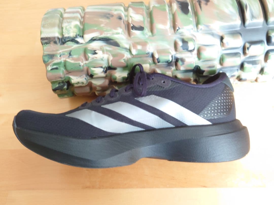adidas　ADIZERO evo sl woven 27.5cm