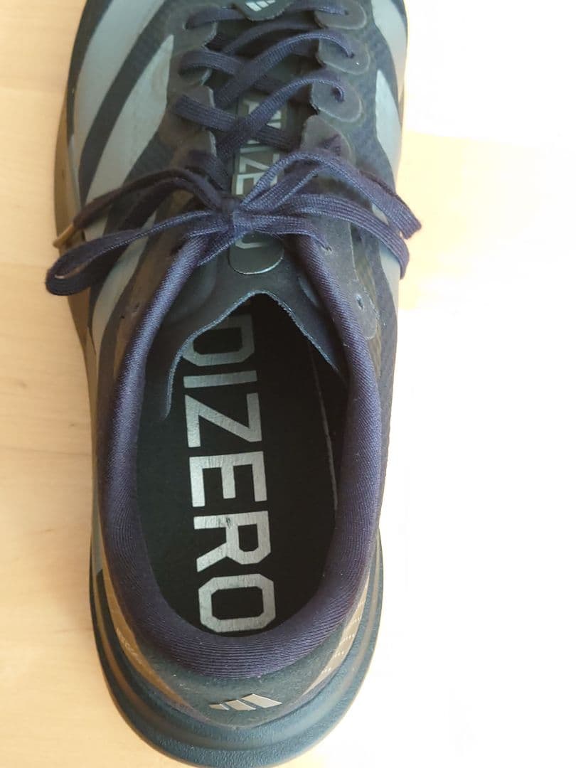 adidas　ADIZERO evo sl woven 27.5cm