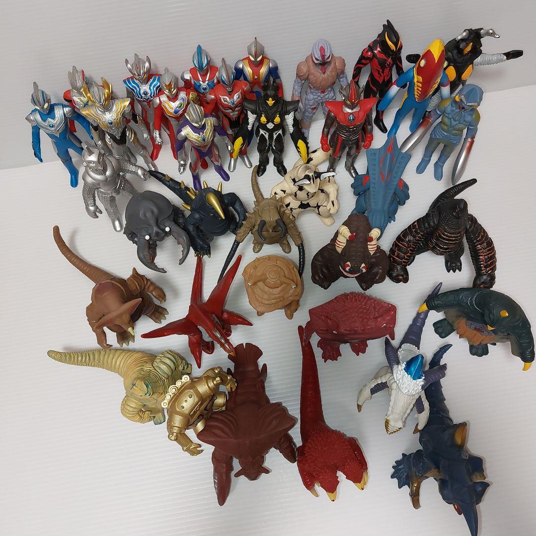 ウルトラマン　ウルトラ怪獣500シリーズまとめ売り35体！生産終了品ソフビ