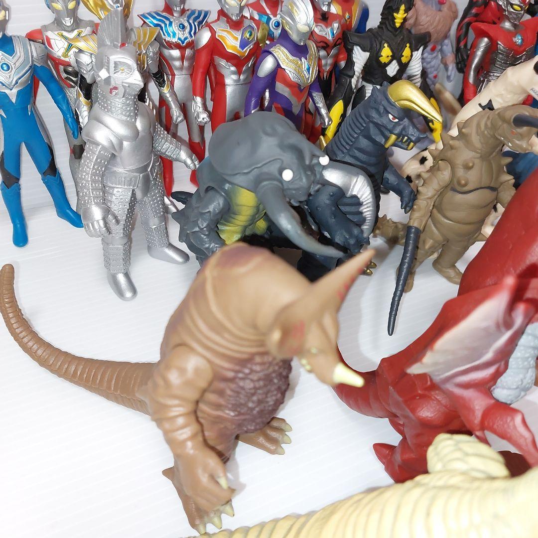 ウルトラマン　ウルトラ怪獣500シリーズまとめ売り35体！生産終了品ソフビ