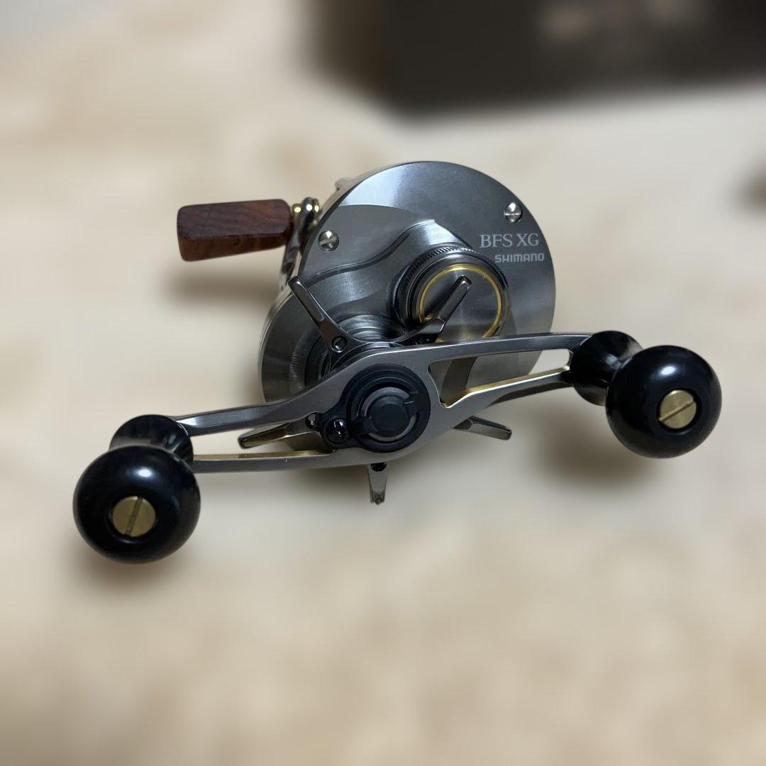 リール SHIMANO 23CALCUTTA CONQUEST BFS XG LEFT
