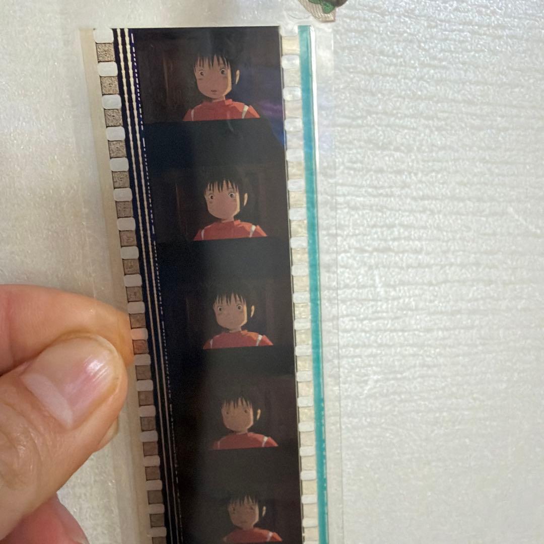 千と千尋の神隠し　しおり　フィルムブックマーカー