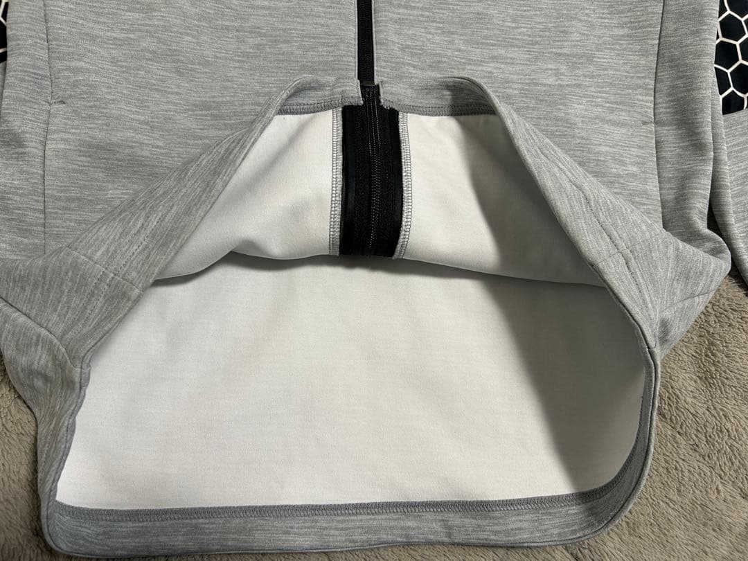 完売品！DESCENTE GOLFダンボールニットジャージージャケット　XL