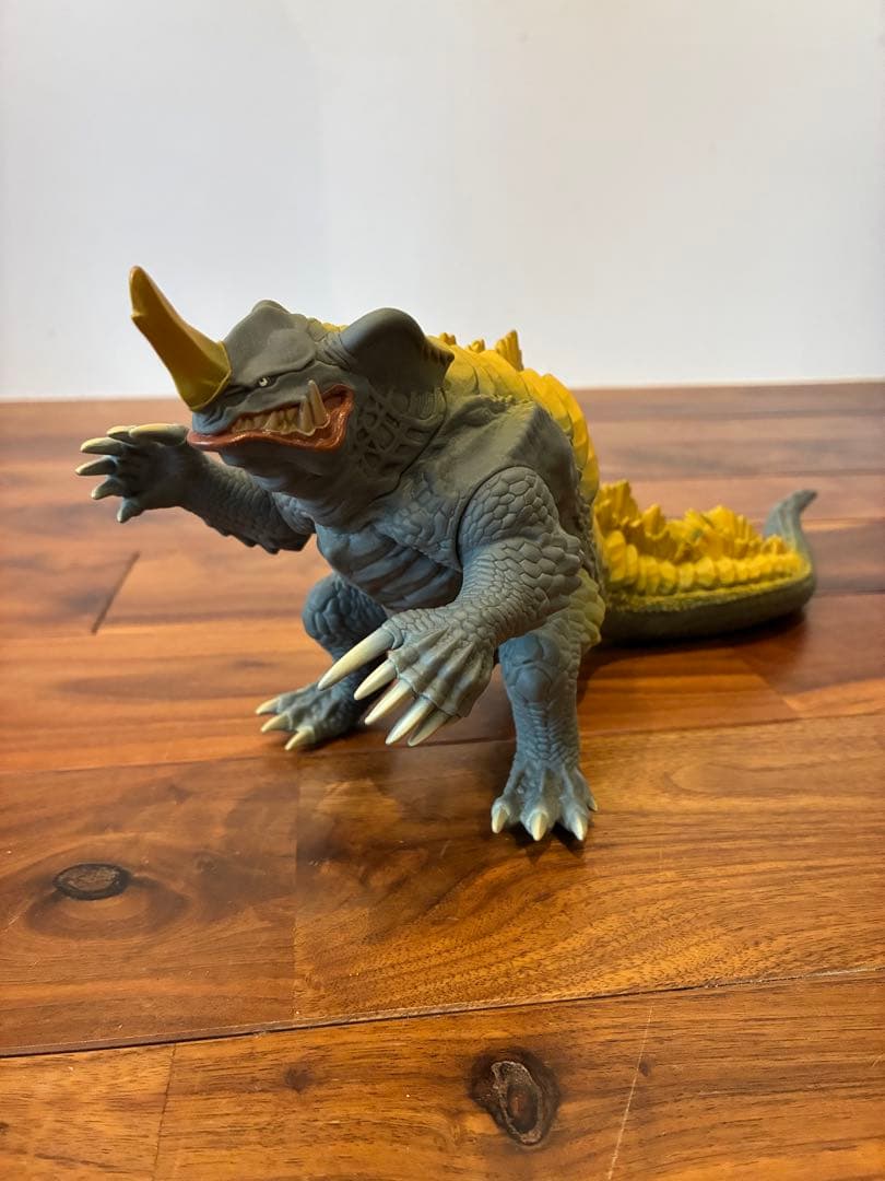ウルトラマン希少　怪獣フィギュア4体セット