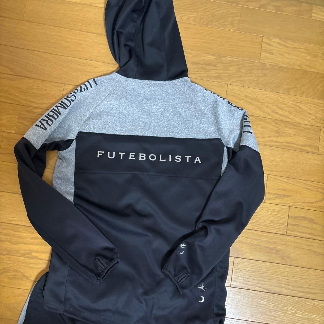 ウ*ィ様 ルースイソンブラ　 フード付きジャージ XS