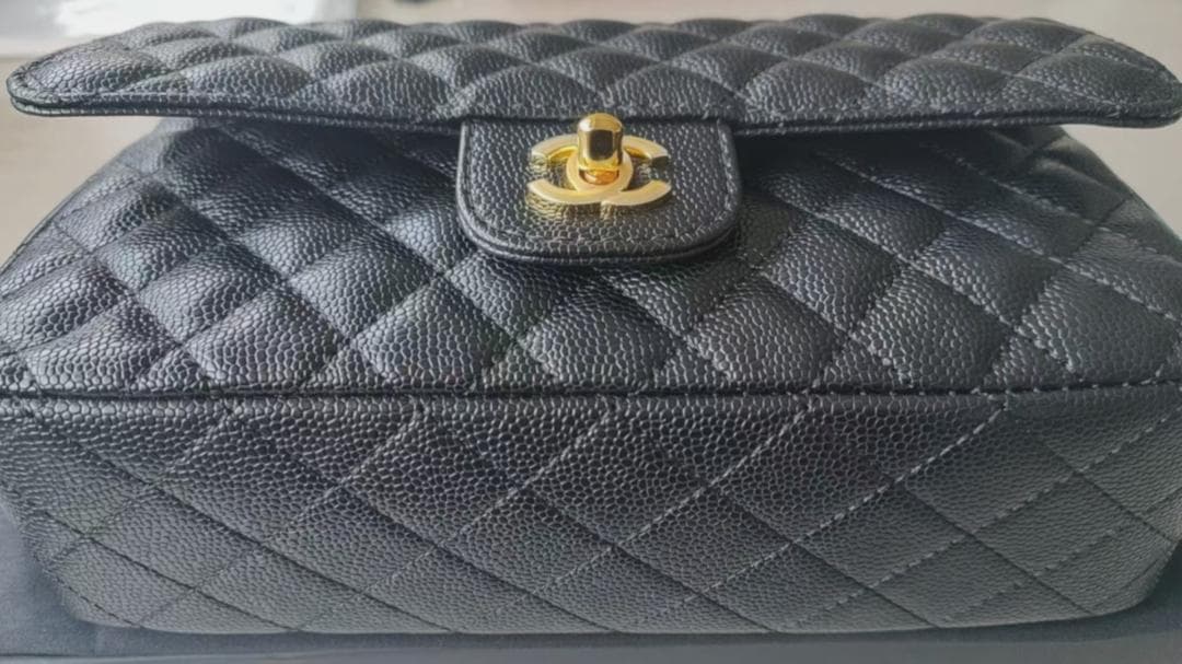 ✨新品✨極美品✨ VIP限定 ブラック キルティングバッグ