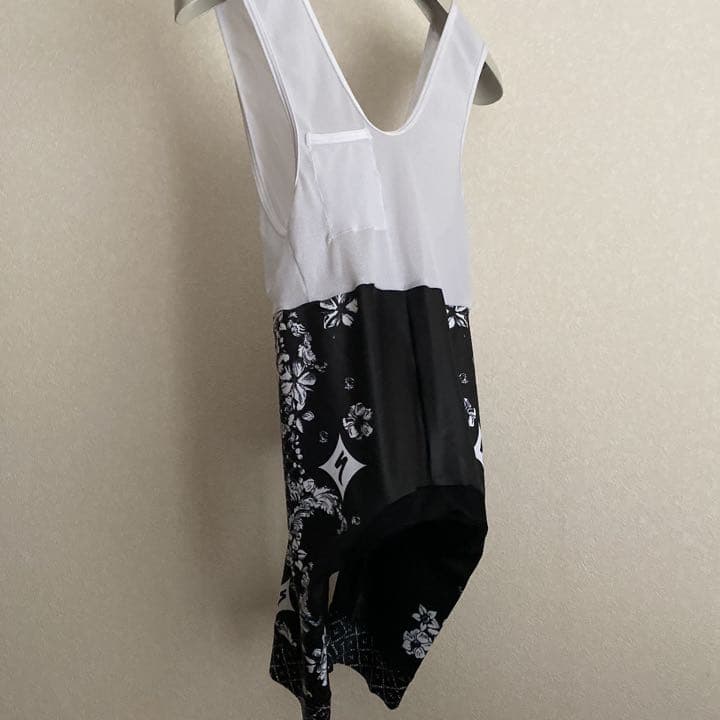 美品 スペシャライズド サイクリング ショーツ パンツ ビブショーツ ルルレモン