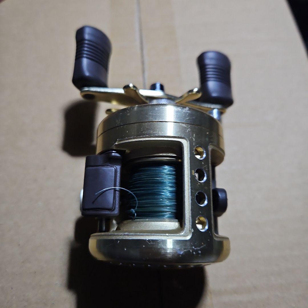 v*e様 SHIMANO CALCUTTA リール ゴールド