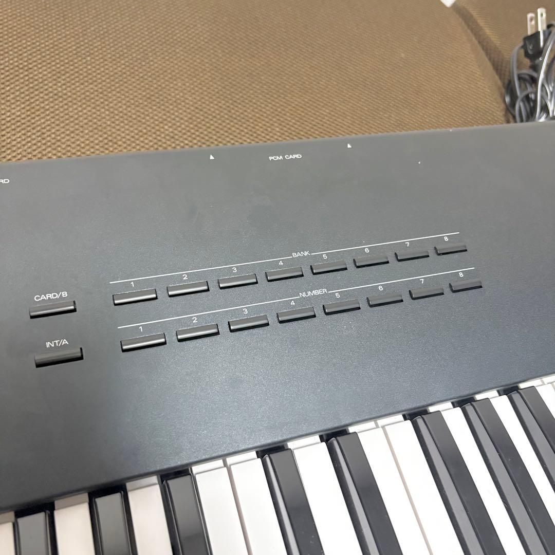 【美品】Roland U-20 シンセサイザー RS-PCM ローランド