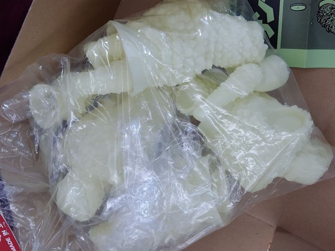 サンダとガイラ　蓄光版キット　ビリケン　BILLIKEN　ビリケン商会　未組立て