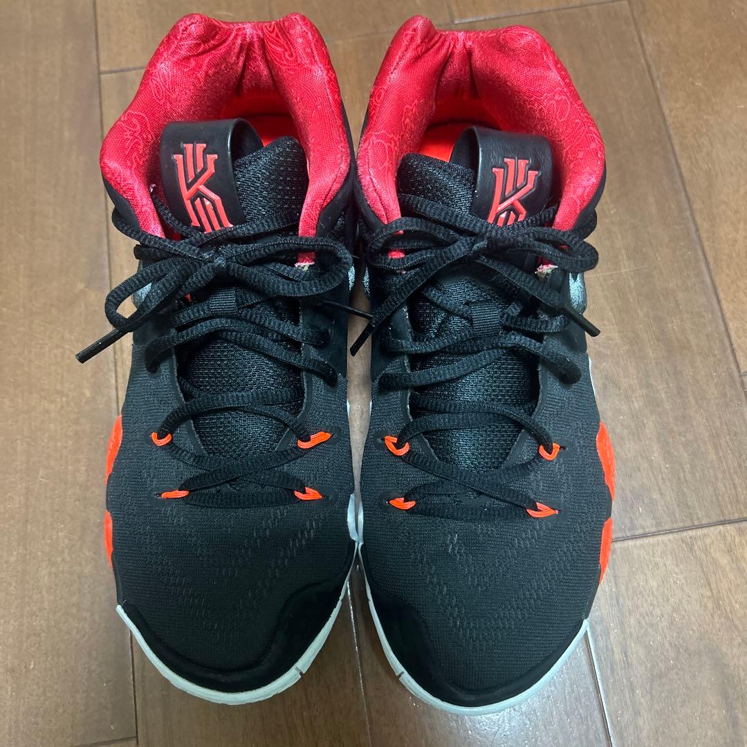 NIKE KYRIE 4 black/dark grey 26センチ