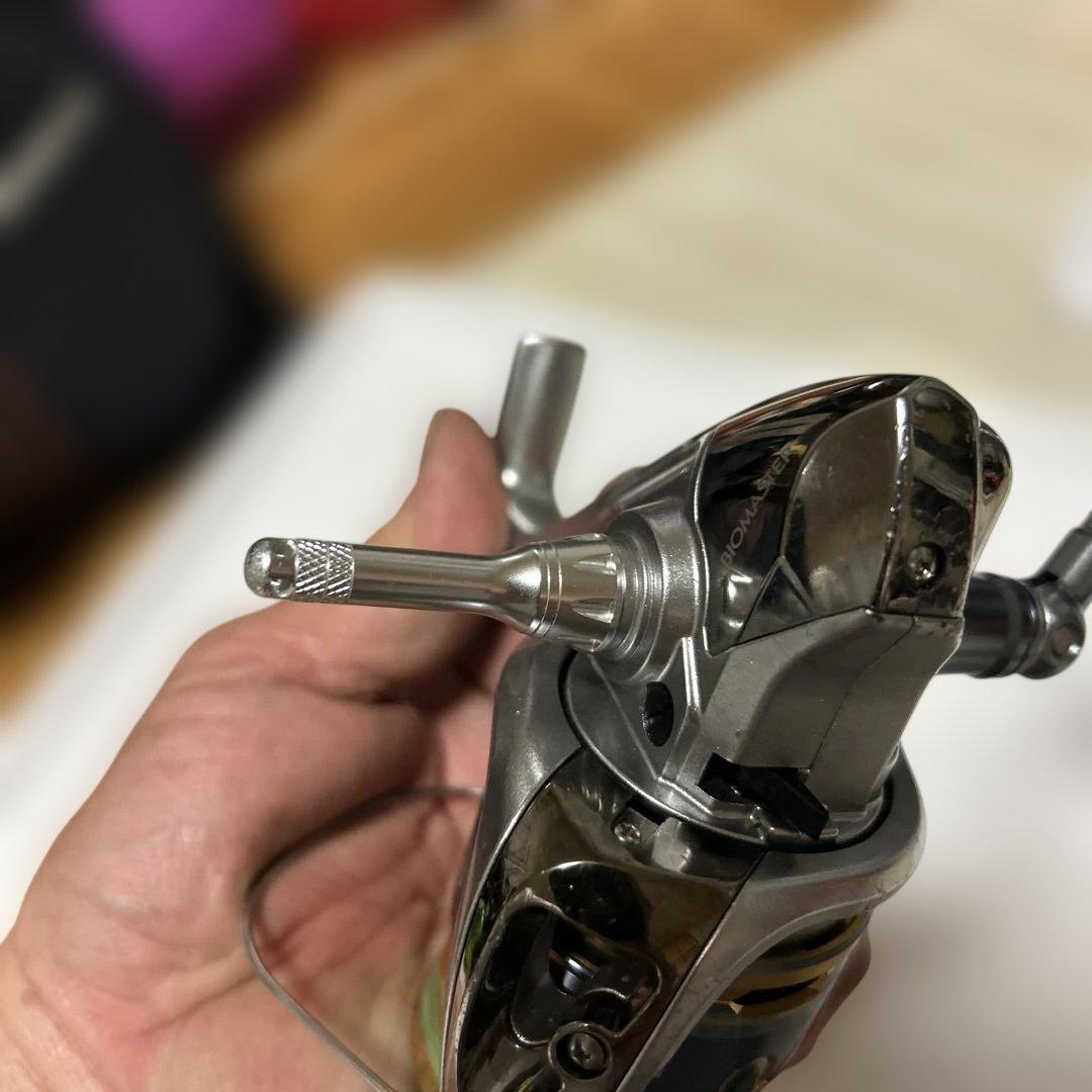 SHIMANO）のスピニングリール「13 バイオマスター SW 4000HG」