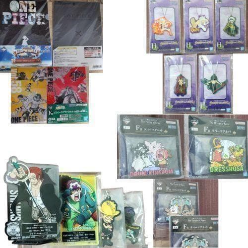 鬼滅の刃　ワンピース　大量グッズ　缶バッチ フィギュア アクスタ ラバスタ など