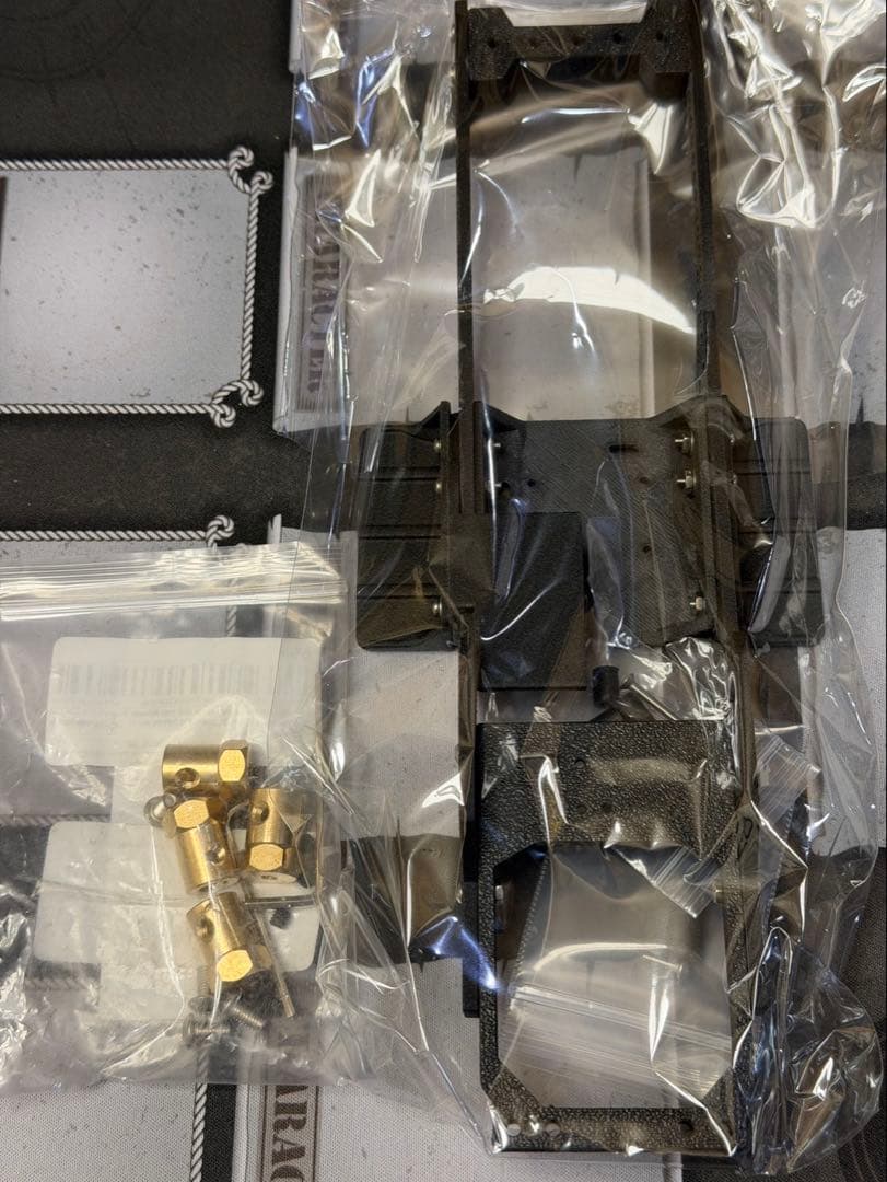 SUSANO SG-16 シャーシとWPL RC 六角ハブ12mm変換　LCG