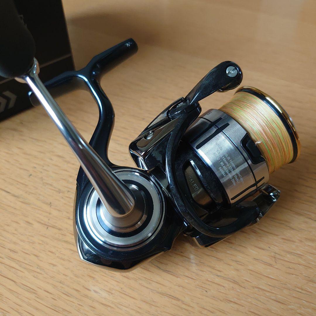 Daiwa 19CERTATE LT2500S-XH スピニングリール