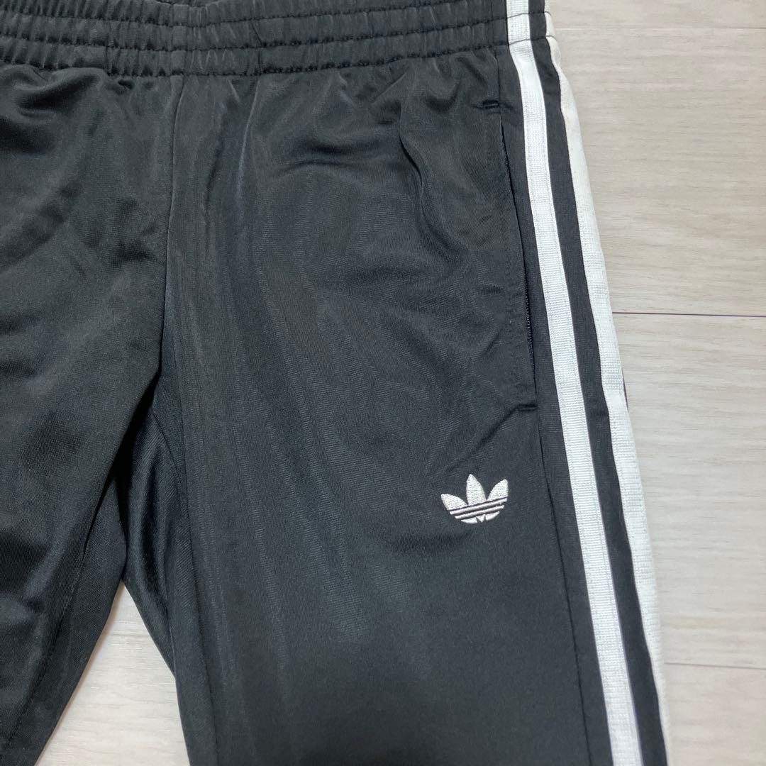 【希少】adidasブラック ジャージパンツ 3本ライン　細身