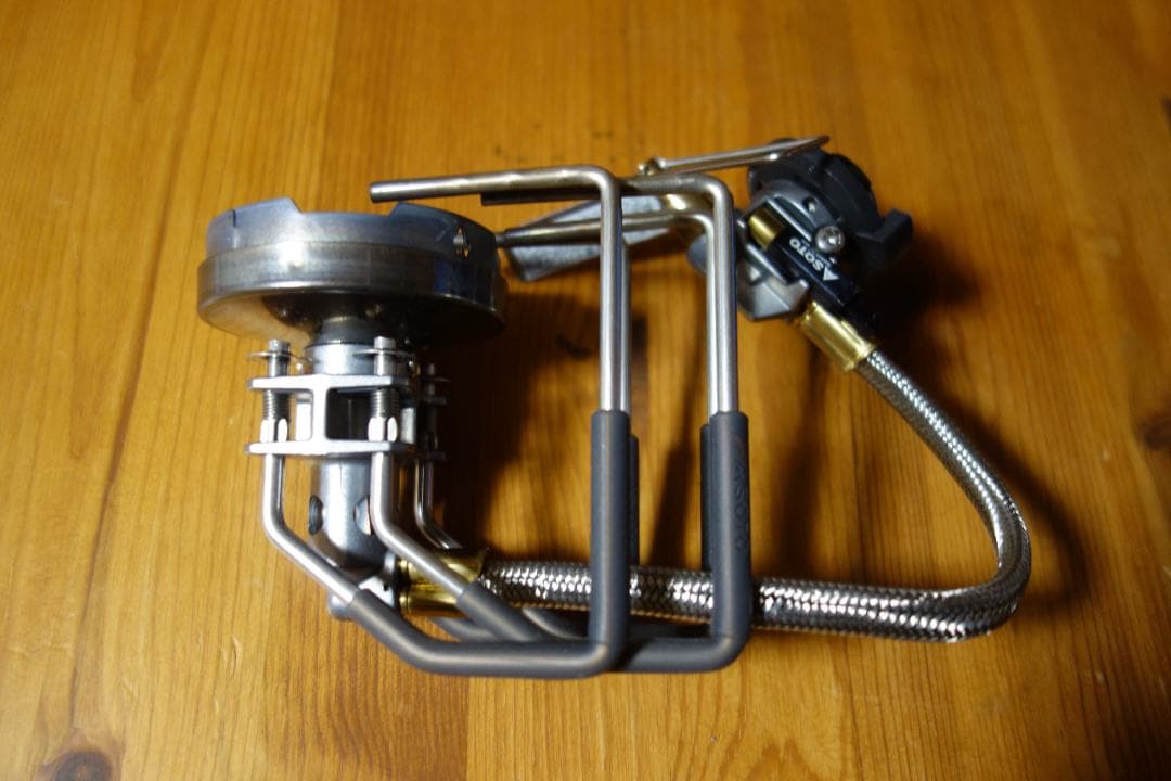 ソトレギュレーターストーブ フュージョン ST-330とおまけ多数
