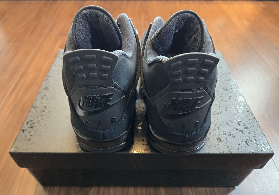 NIKE Air Jordan 4 Retro \"Black Cat\"27.5㎝