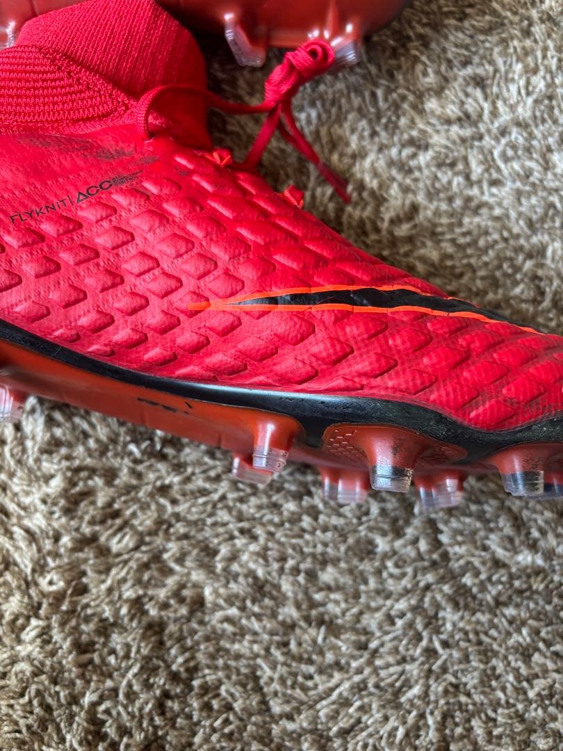 ナイキファントムヴェノム3 NIKE Hypervenom Phantom
