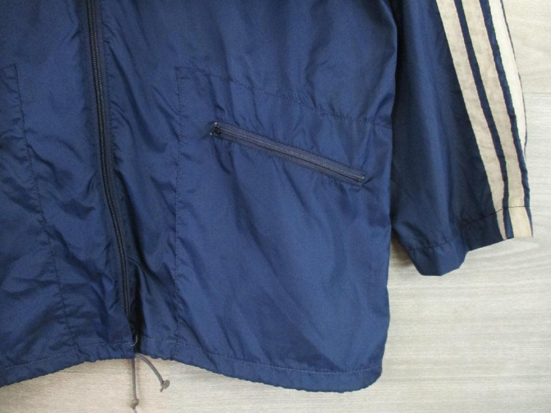 アディダス ヴィンテージ＜香港製 ナイロン トラックトップ＞M0619c