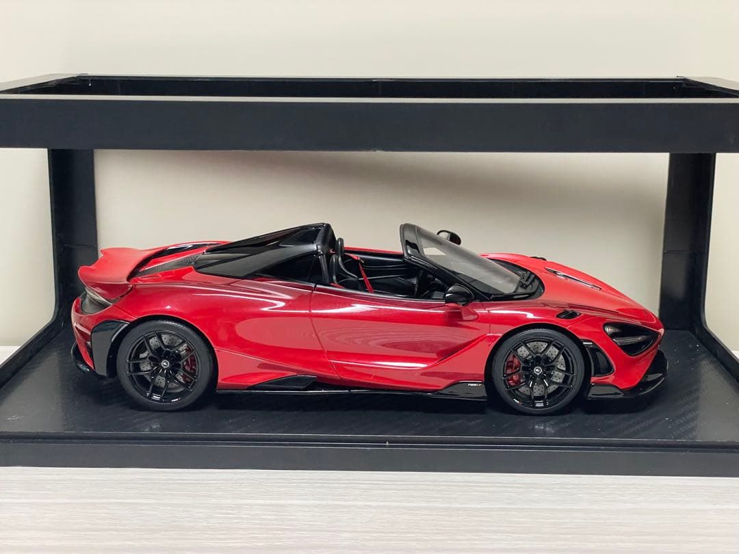 GT Spirit 1/18 マクラーレン 765LT スパイダー(レッド)