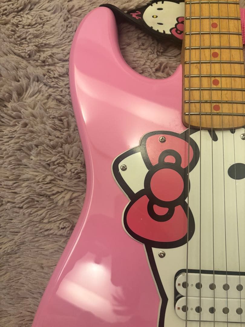 【レア】Fender Hello Kitty 2005 エレキギター【超美品】