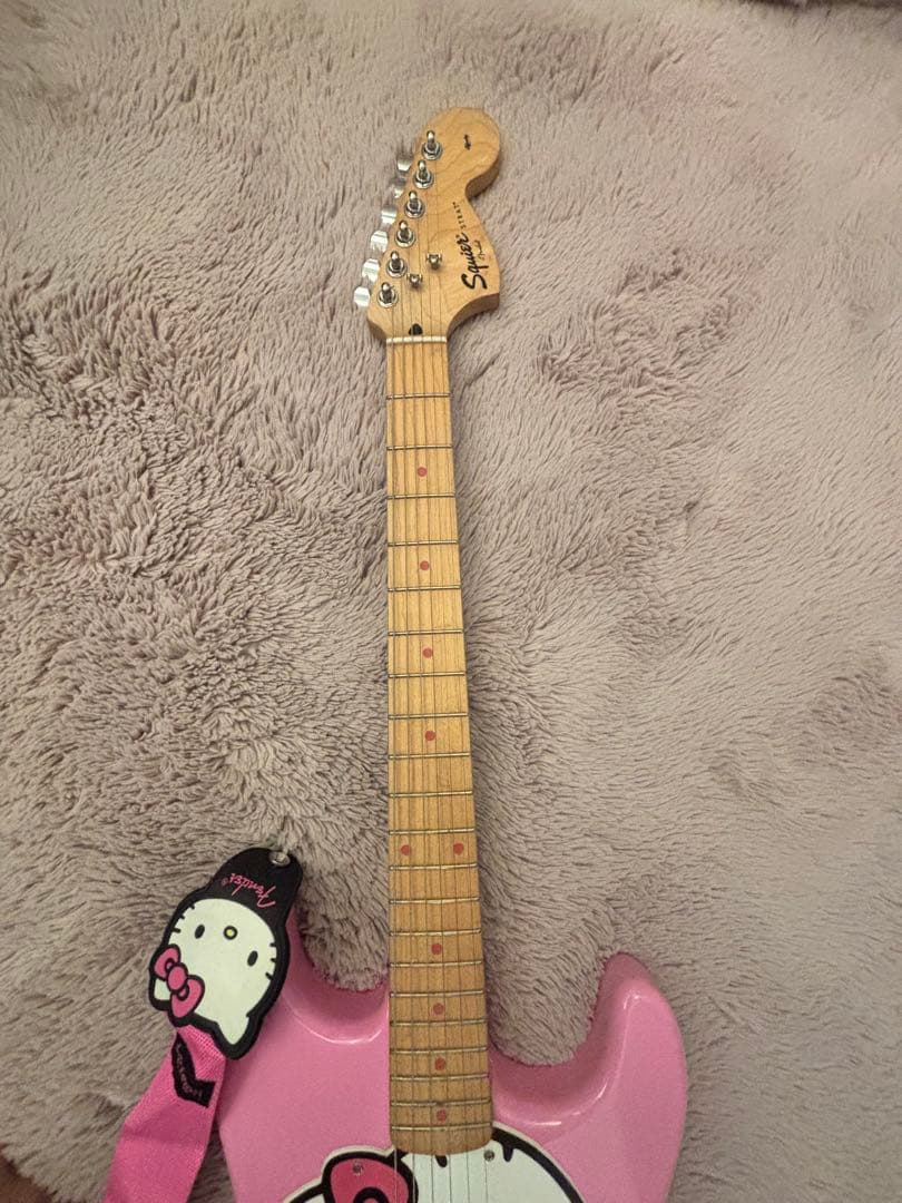 【レア】Fender Hello Kitty 2005 エレキギター【超美品】