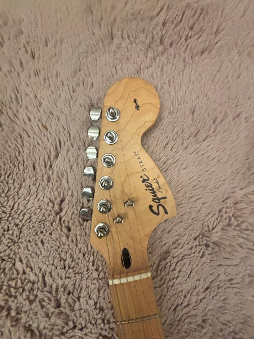 【レア】Fender Hello Kitty 2005 エレキギター【超美品】