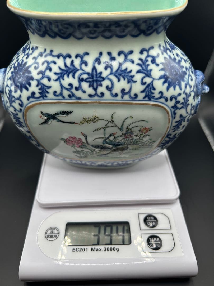 清朝　中国古玩 道光年製 粉彩 牡丹花鳥紋 獣耳壁瓶 飾壺 重量394g