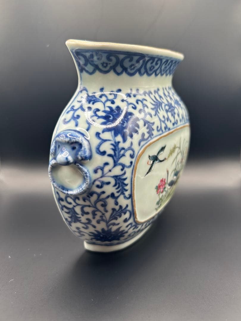 清朝　中国古玩 道光年製 粉彩 牡丹花鳥紋 獣耳壁瓶 飾壺 重量394g