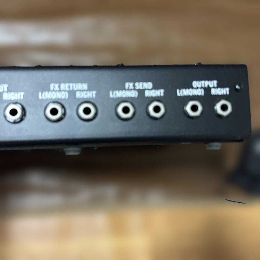 ギター Line 6 M13 Stompbox Modeler