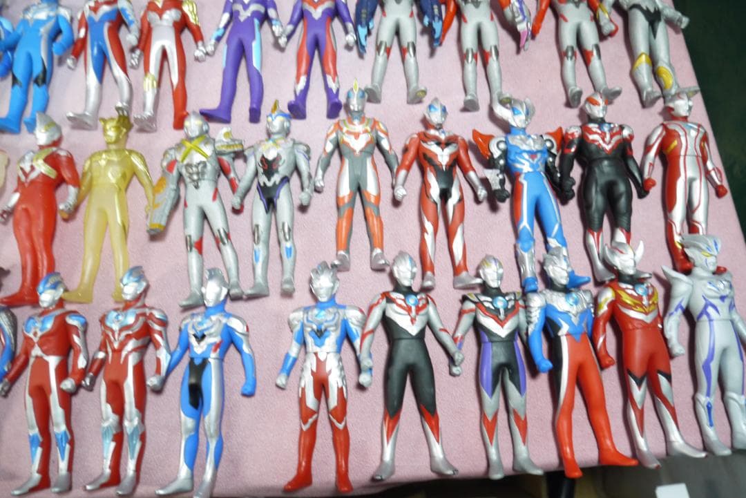 ウルトラヒーローシリーズ　800サイズ　500サイズ　ソフビ102体