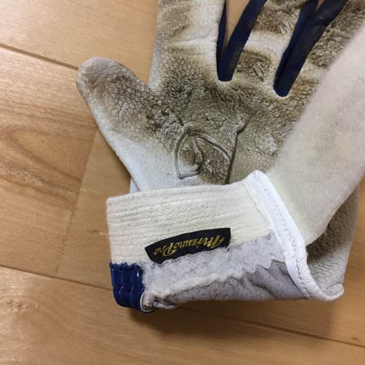 【非売品】横浜DeNAベイスターズ 仁志敏久選手実使用バッティンググローブ