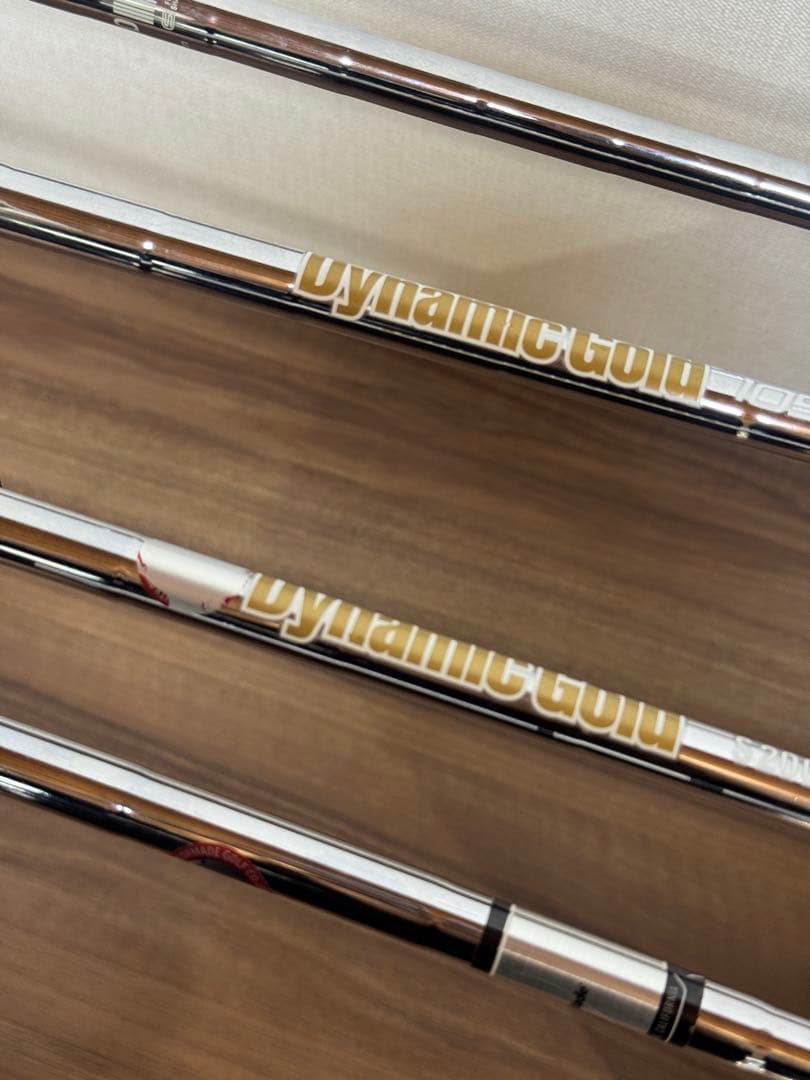 Titleist H2 ユーティリティ 25度　P790 ７番アイアン