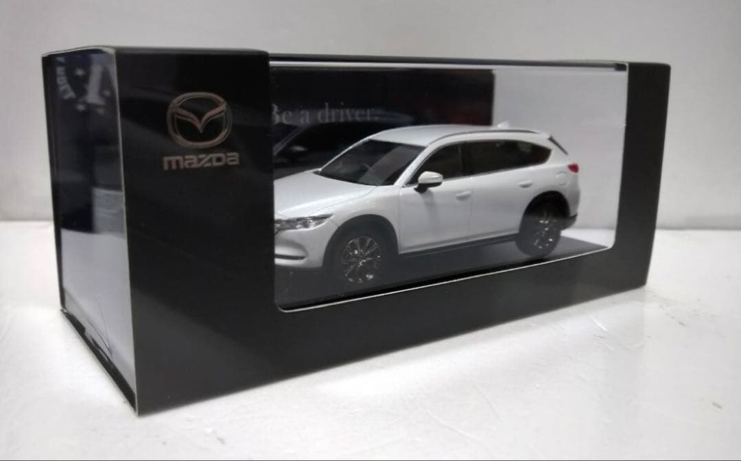 マツダ　CX-8 ミニカー
