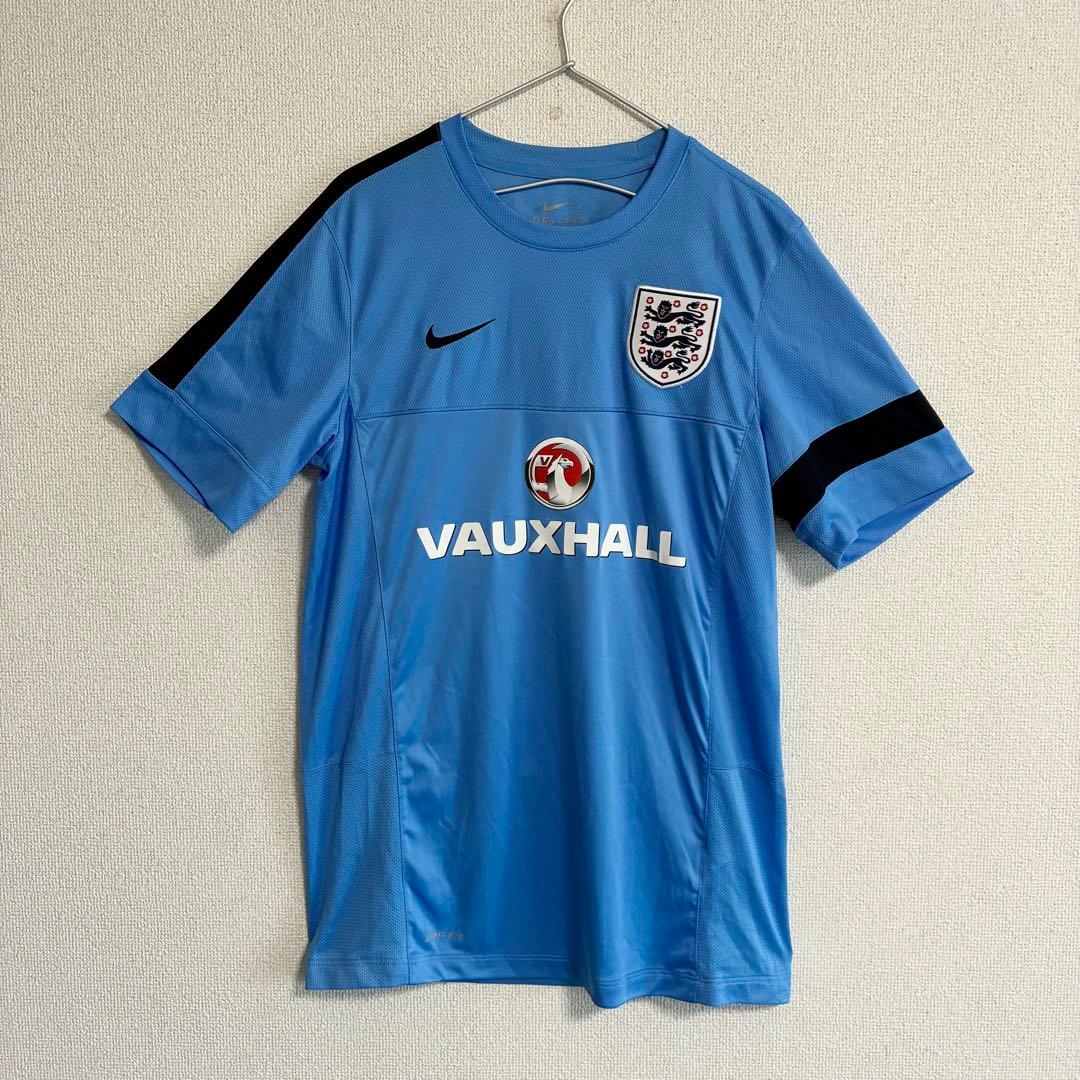 NIKE サッカーイングランド代表 トレーニングシャツ 古着 刺繍ロゴ 水色