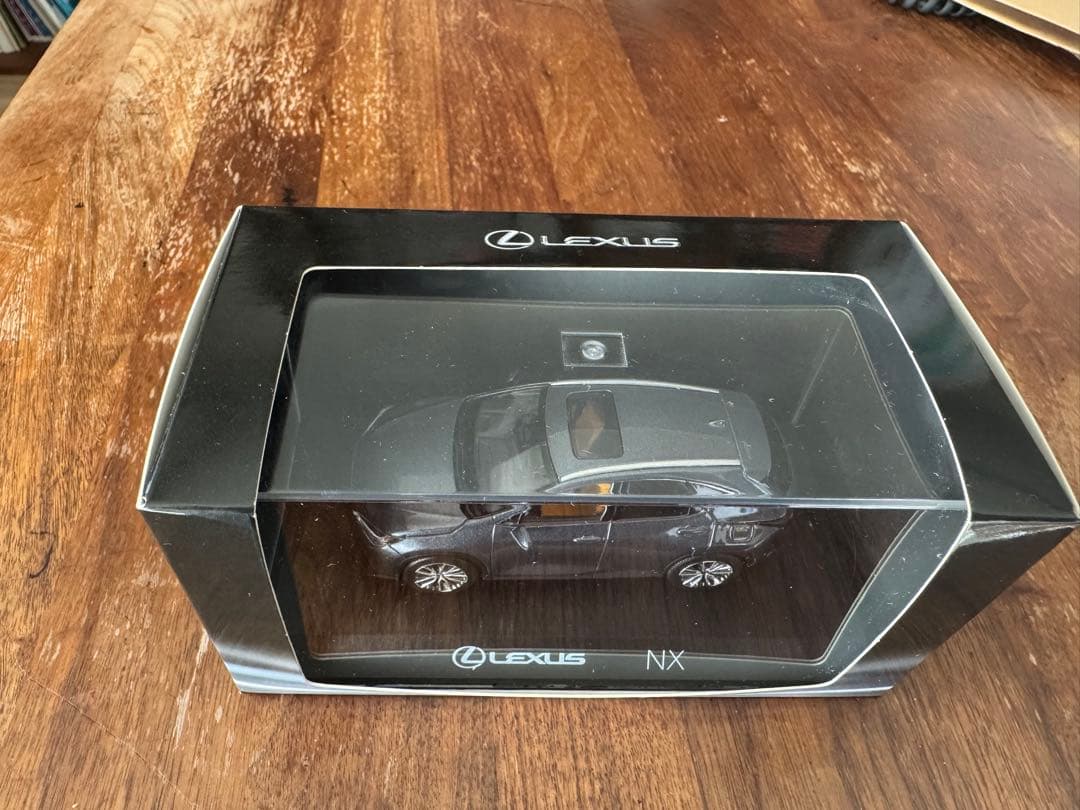 【未使用・未開封】京商　レクサス　新型　NX 1/43 LEXUS